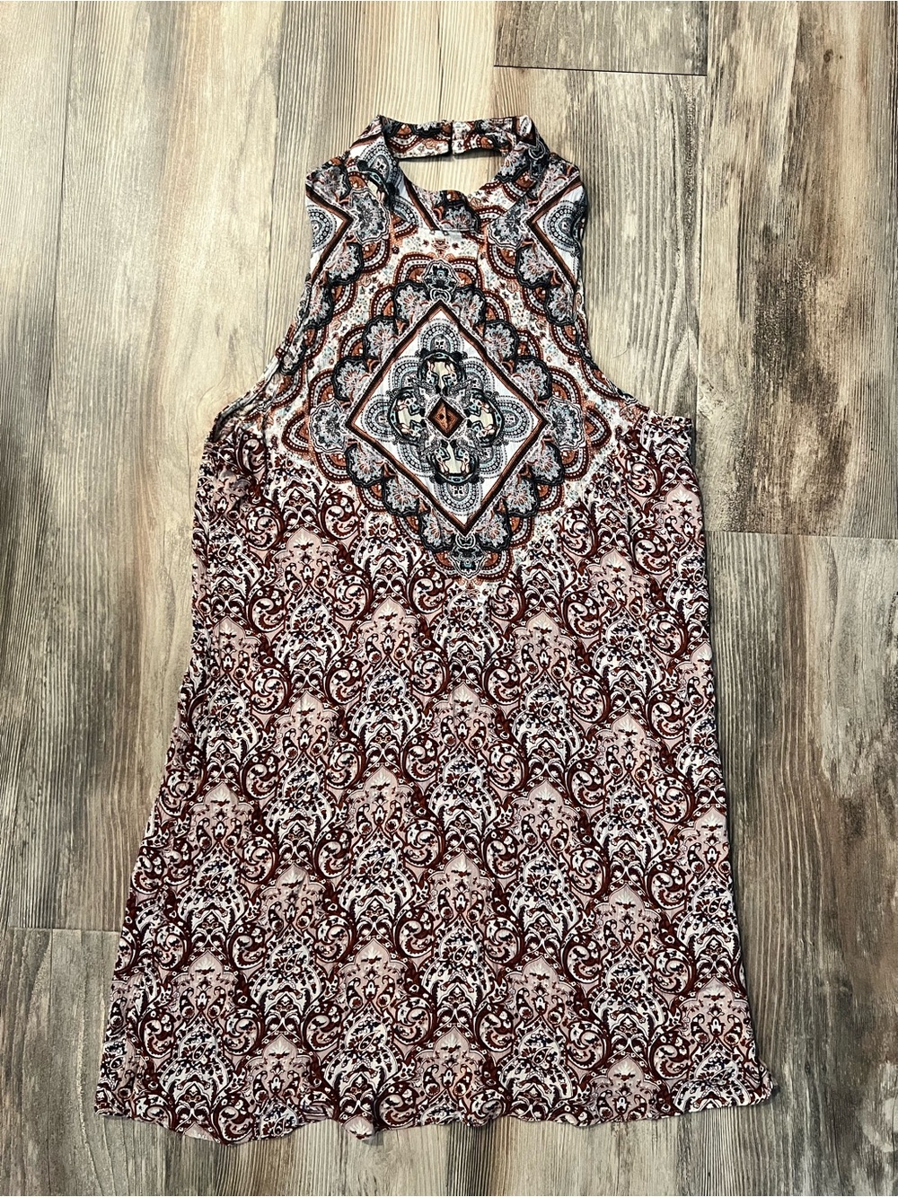 American Eagle Bohemian Sleeveless flowy Dress with Geometric Print